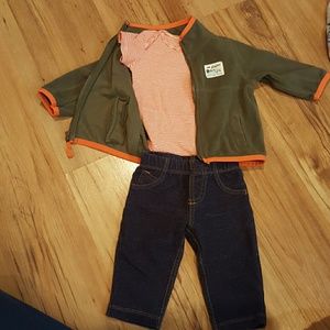 Carter's Outfit